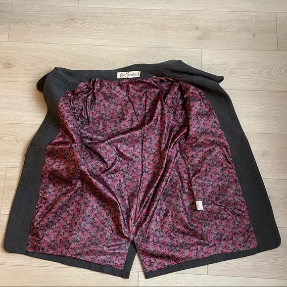 Grey Button wool blend coat with removable lower sleeves. - Picture 6 of 10